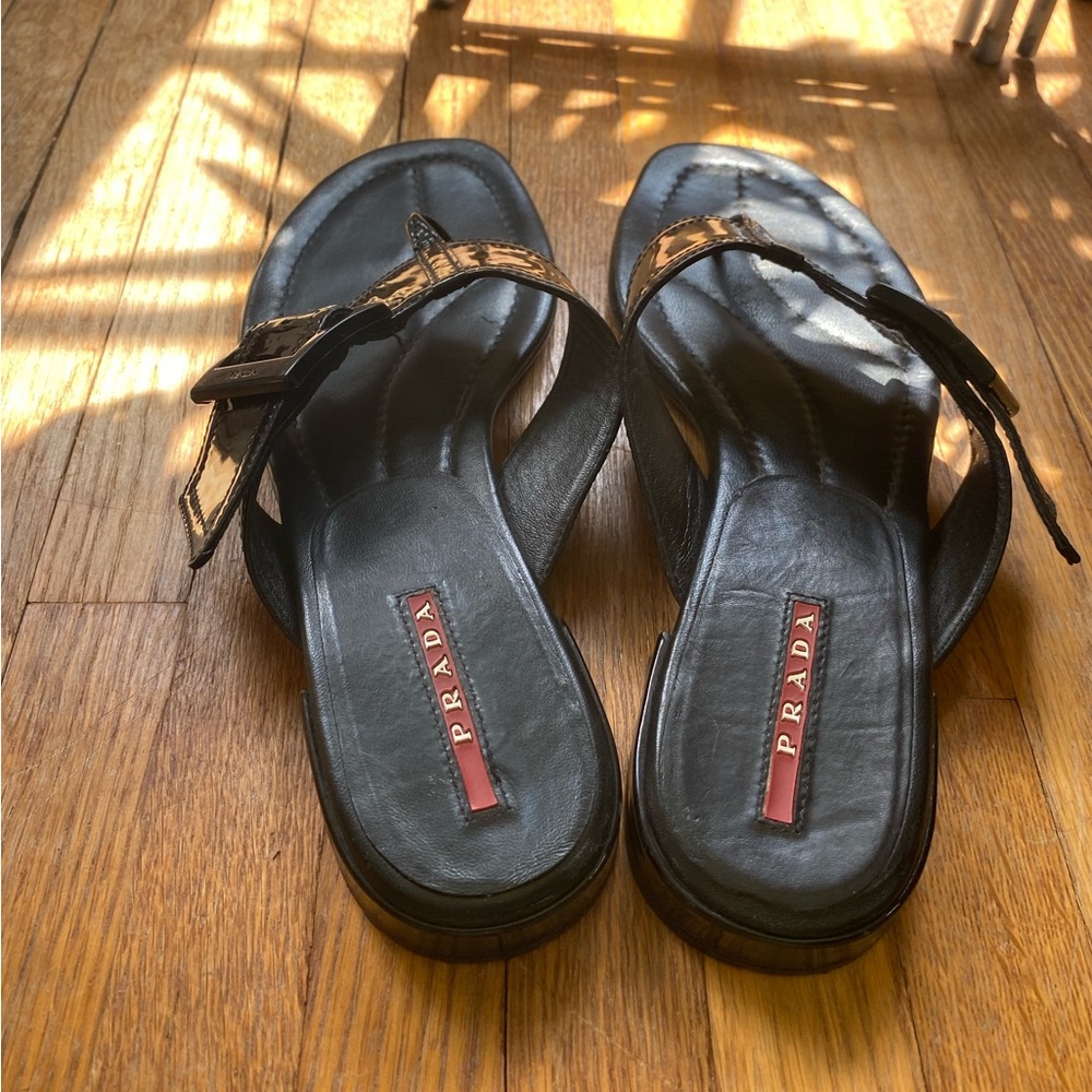 Prada Patent Leather Flip Flip Sandal Size 38 - Picture 5 of 6